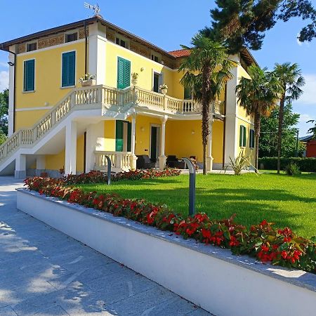 לזה B&B Villa Preziosa Lago Maggiore מראה חיצוני תמונה